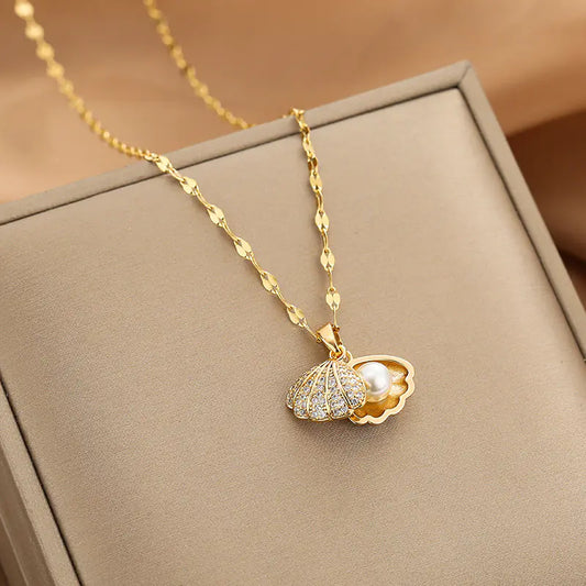 Amora Pearl Heart Necklace